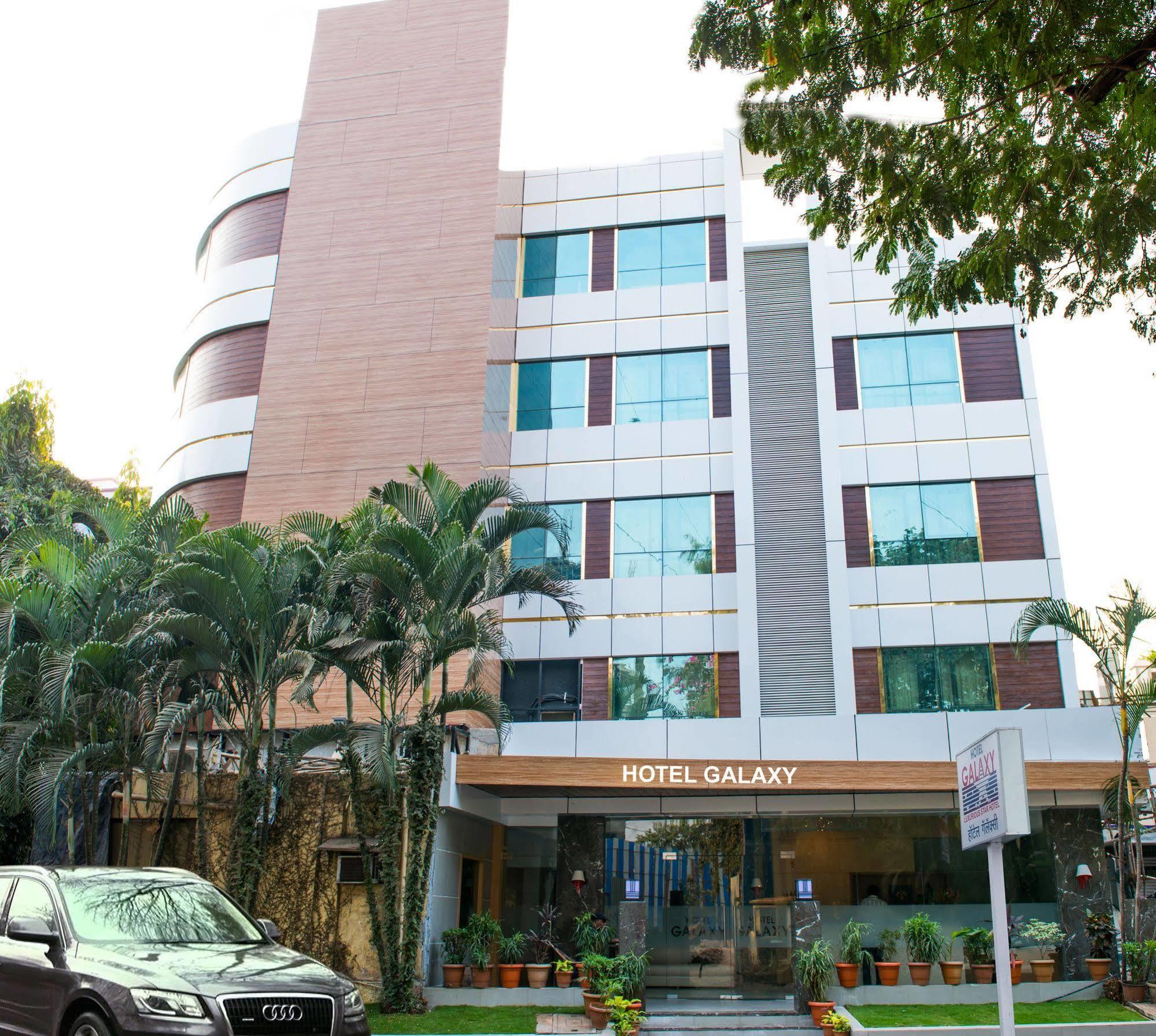 Hotel Galaxy Bombay Exterior foto