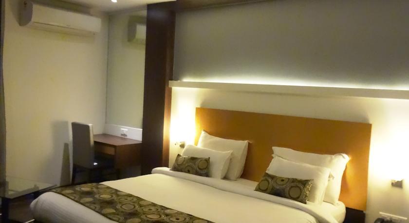 Hotel Galaxy Bombay Habitación foto