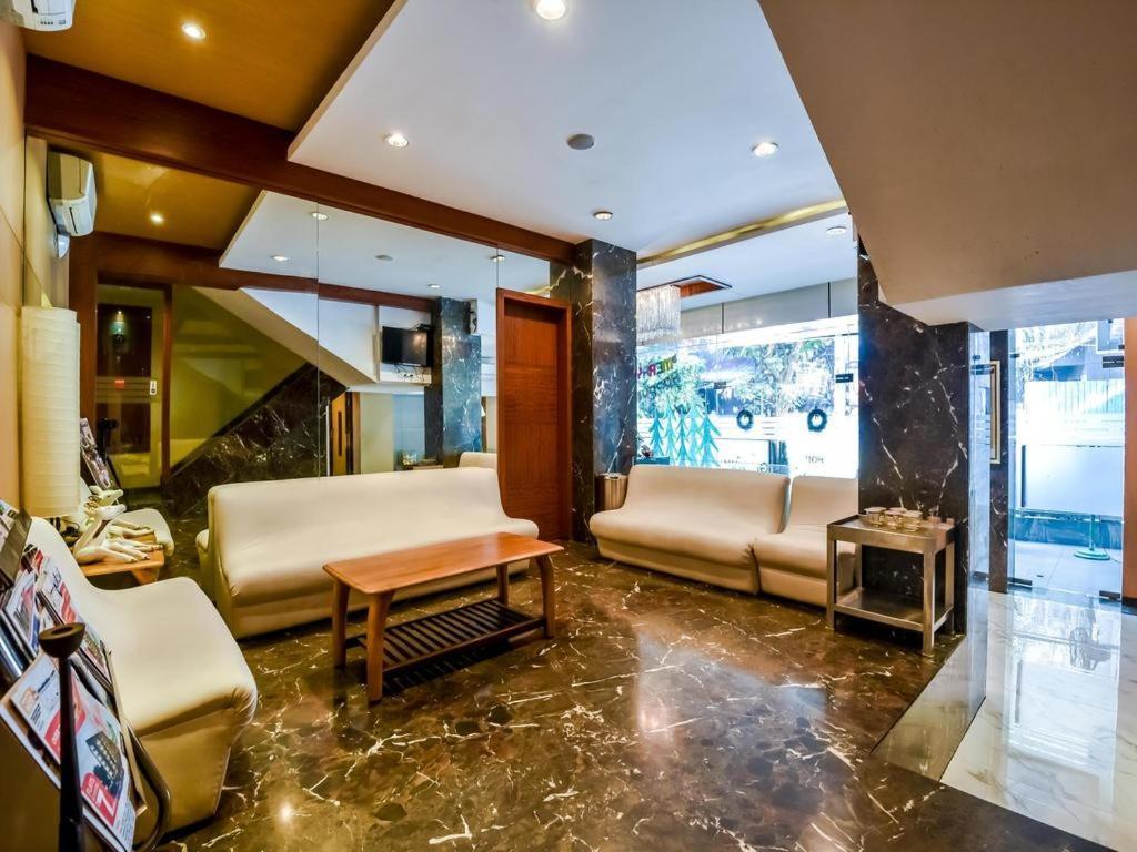 Hotel Galaxy Bombay Exterior foto